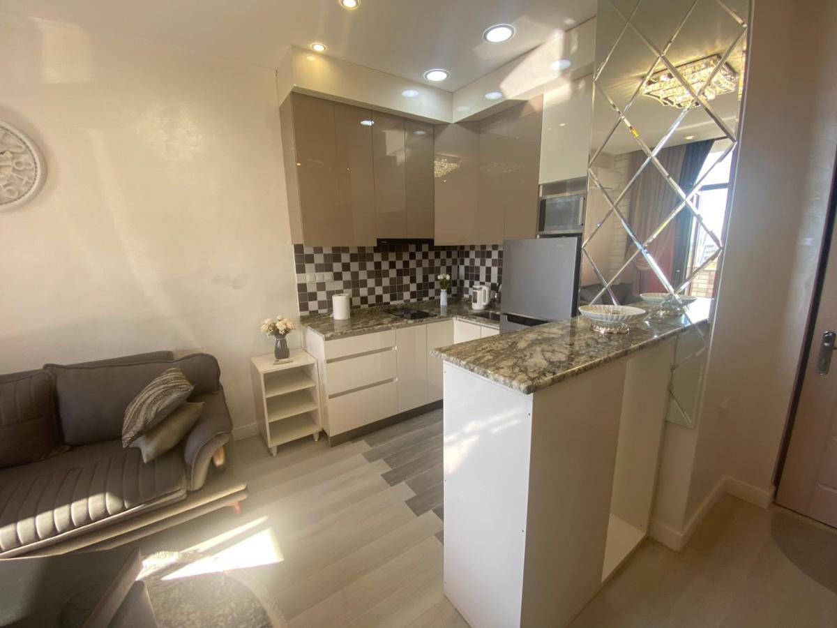 Jasmine Apartment In New Bulvar Batumi Exterior photo