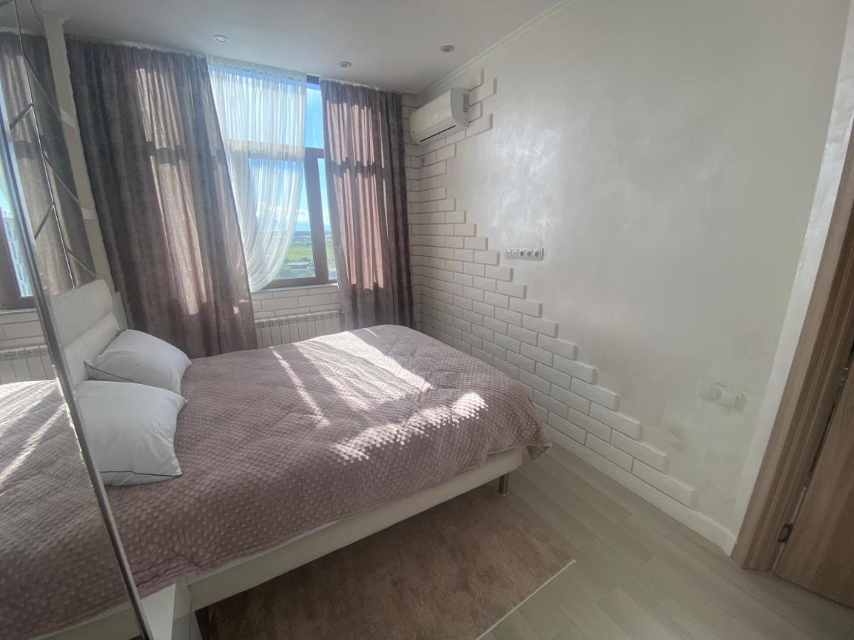 Jasmine Apartment In New Bulvar Batumi Exterior photo
