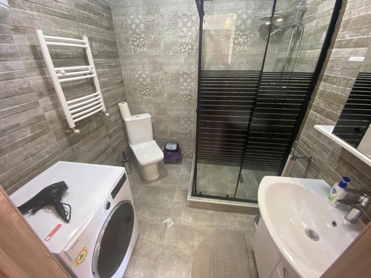 Jasmine Apartment In New Bulvar Batumi Exterior photo